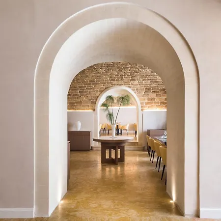 Palazzo Artemide - Vretreats 4*