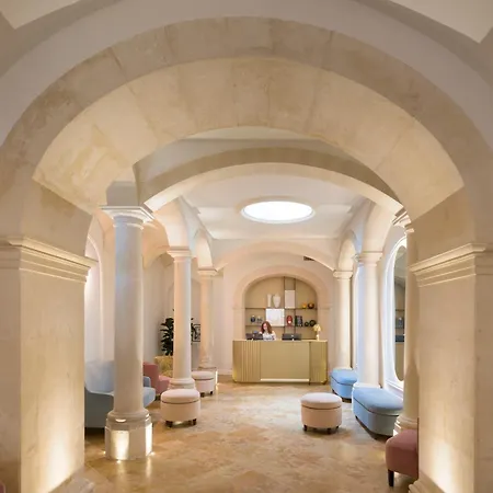 Ξενοδοχείο Palazzo Artemide - Vretreats 4*
